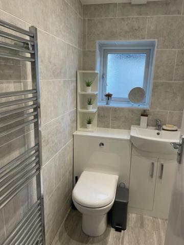 2 Bedroom Serviced Apartment London Eksteriør billede